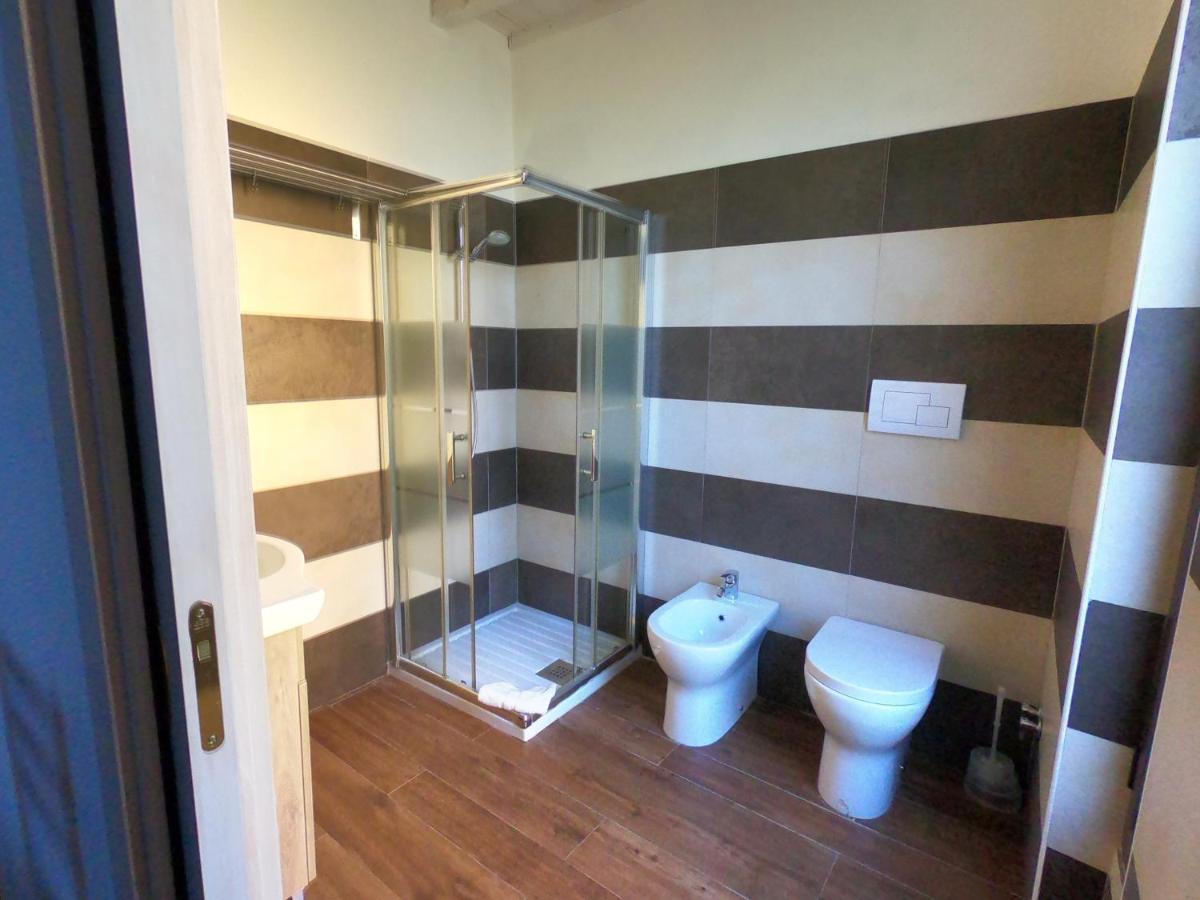 Villa La Conchiglia Rooms Cala Liberotto Bagian luar foto